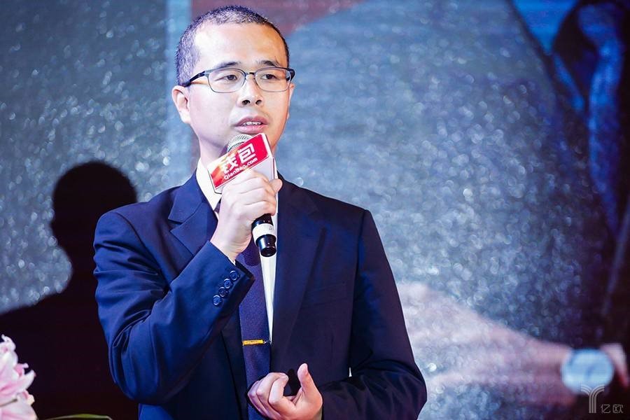 钱包晶服被冻结巨额资晶,赵郭栋“脑壳疼”!